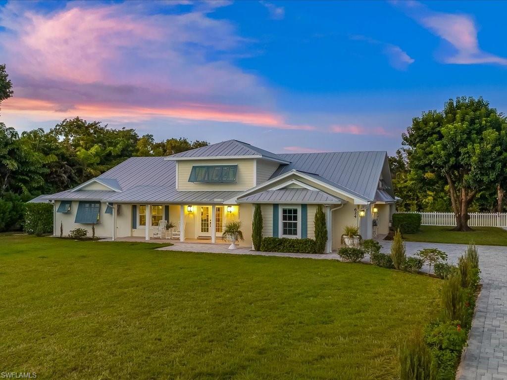 624 Ridge DR