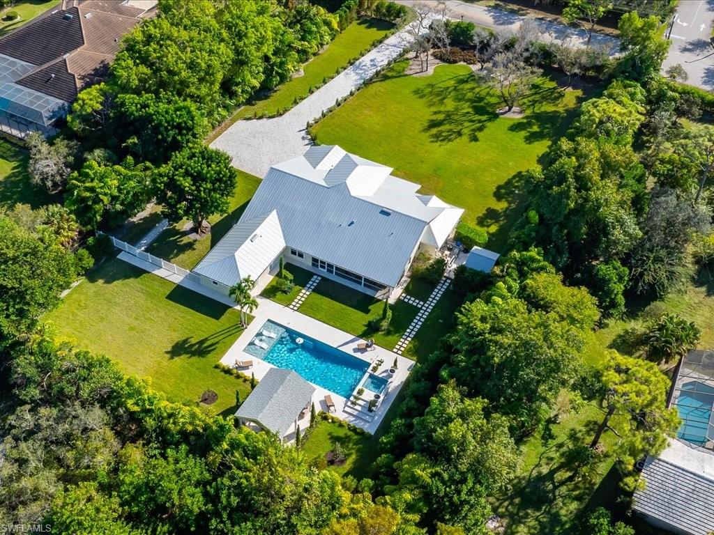 624 Ridge DR