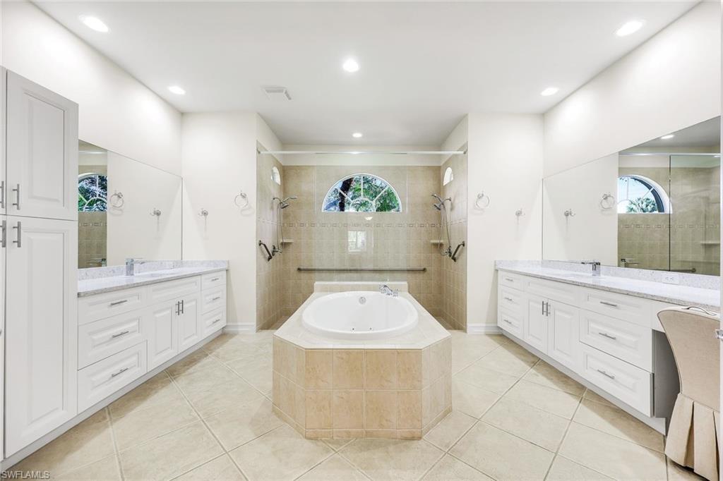 4963 Rustic Oaks CIR