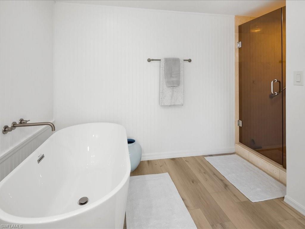 26910 Wedgewood DR # 403