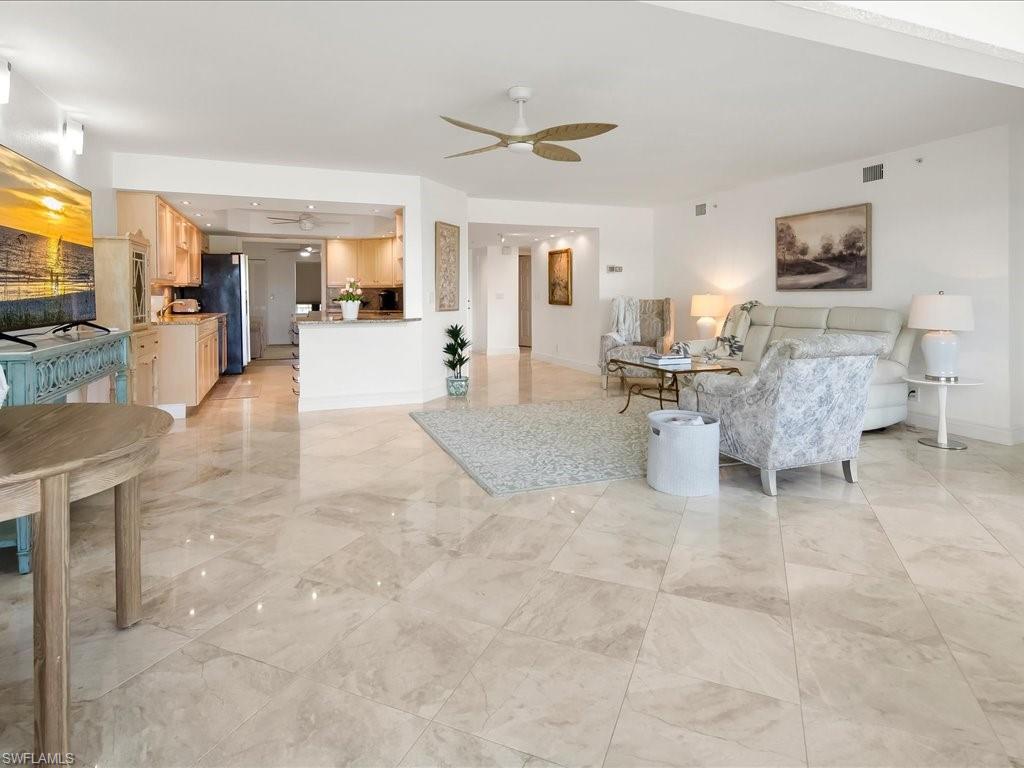 26910 Wedgewood DR # 403