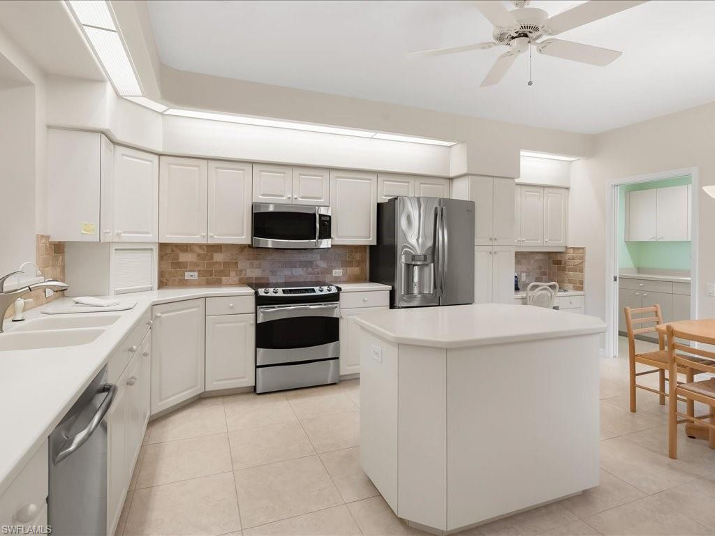 3808 Clipper Cove DR