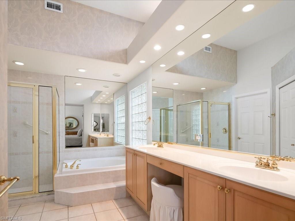 3808 Clipper Cove DR