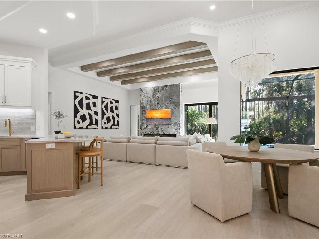 9541 Wilshire Lakes BLVD