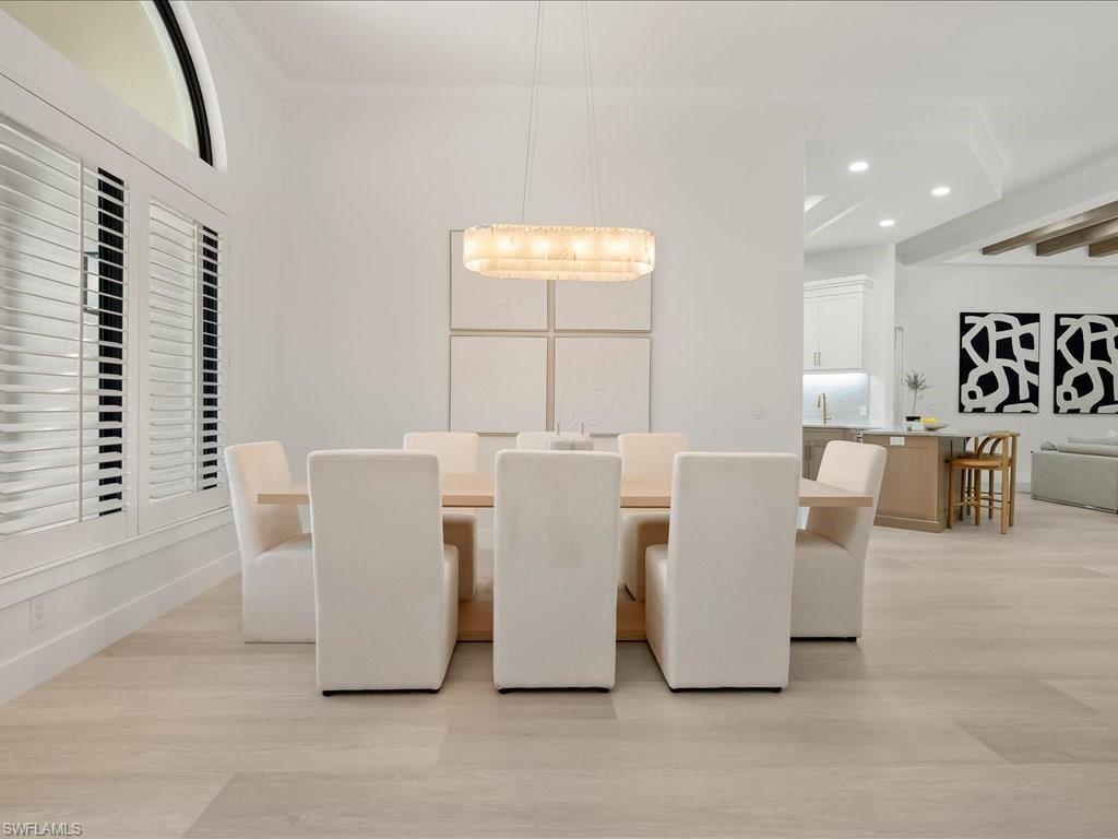 9541 Wilshire Lakes BLVD