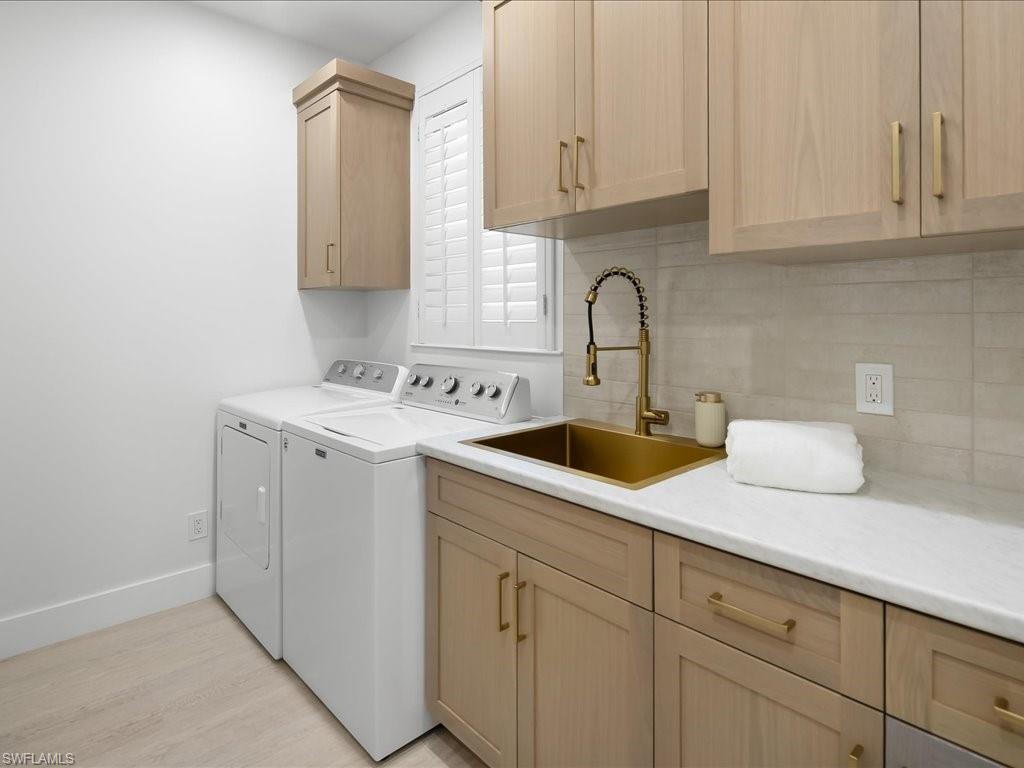 9541 Wilshire Lakes BLVD