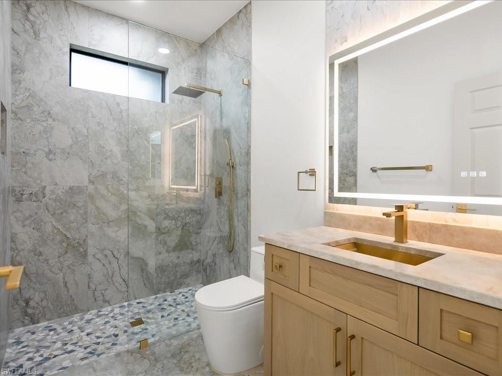 9541 Wilshire Lakes BLVD