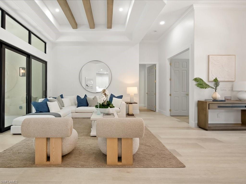 9541 Wilshire Lakes BLVD