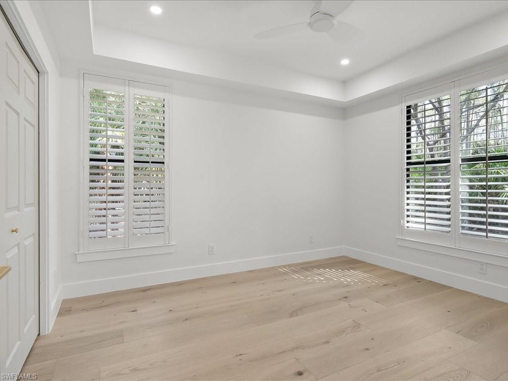 9541 Wilshire Lakes BLVD