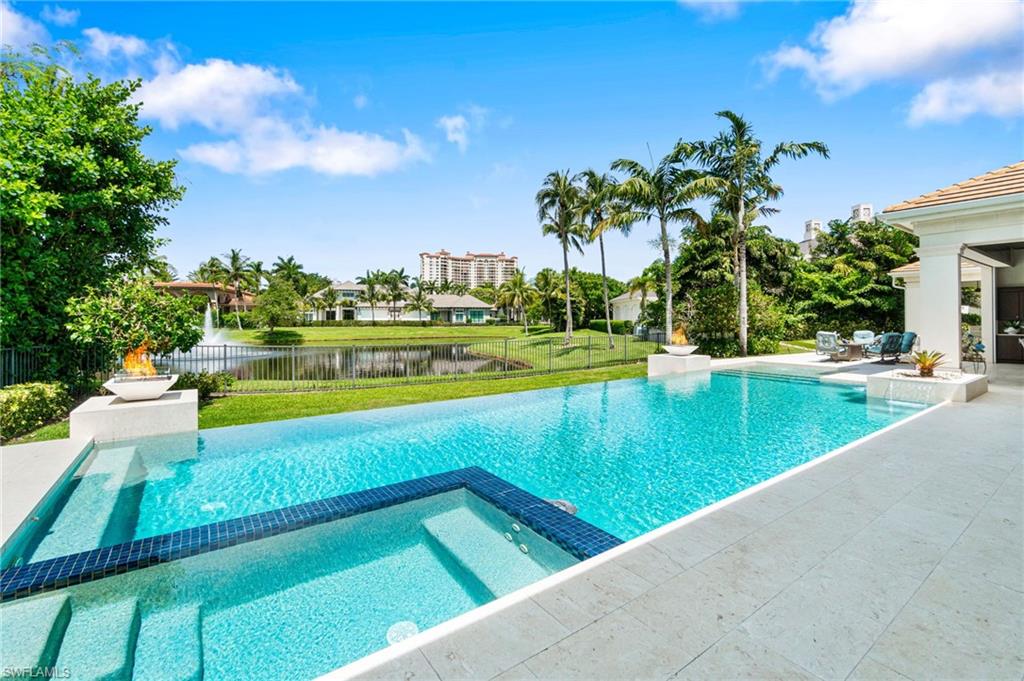 385 Colony DR