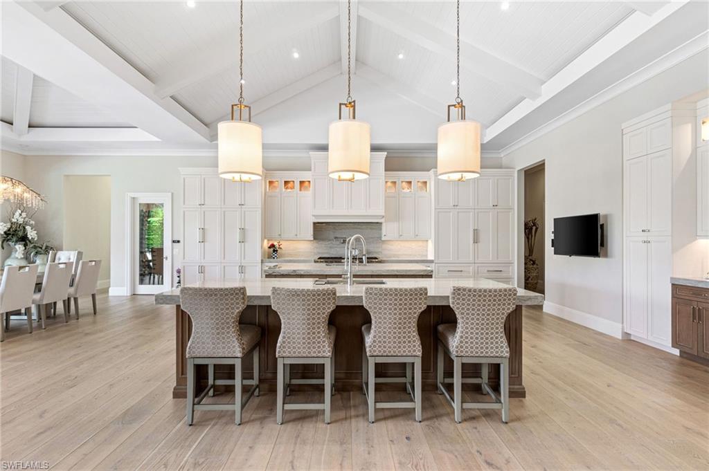 385 Colony DR