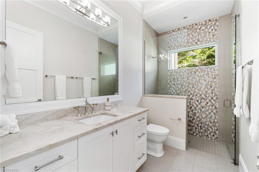 385 Colony DR