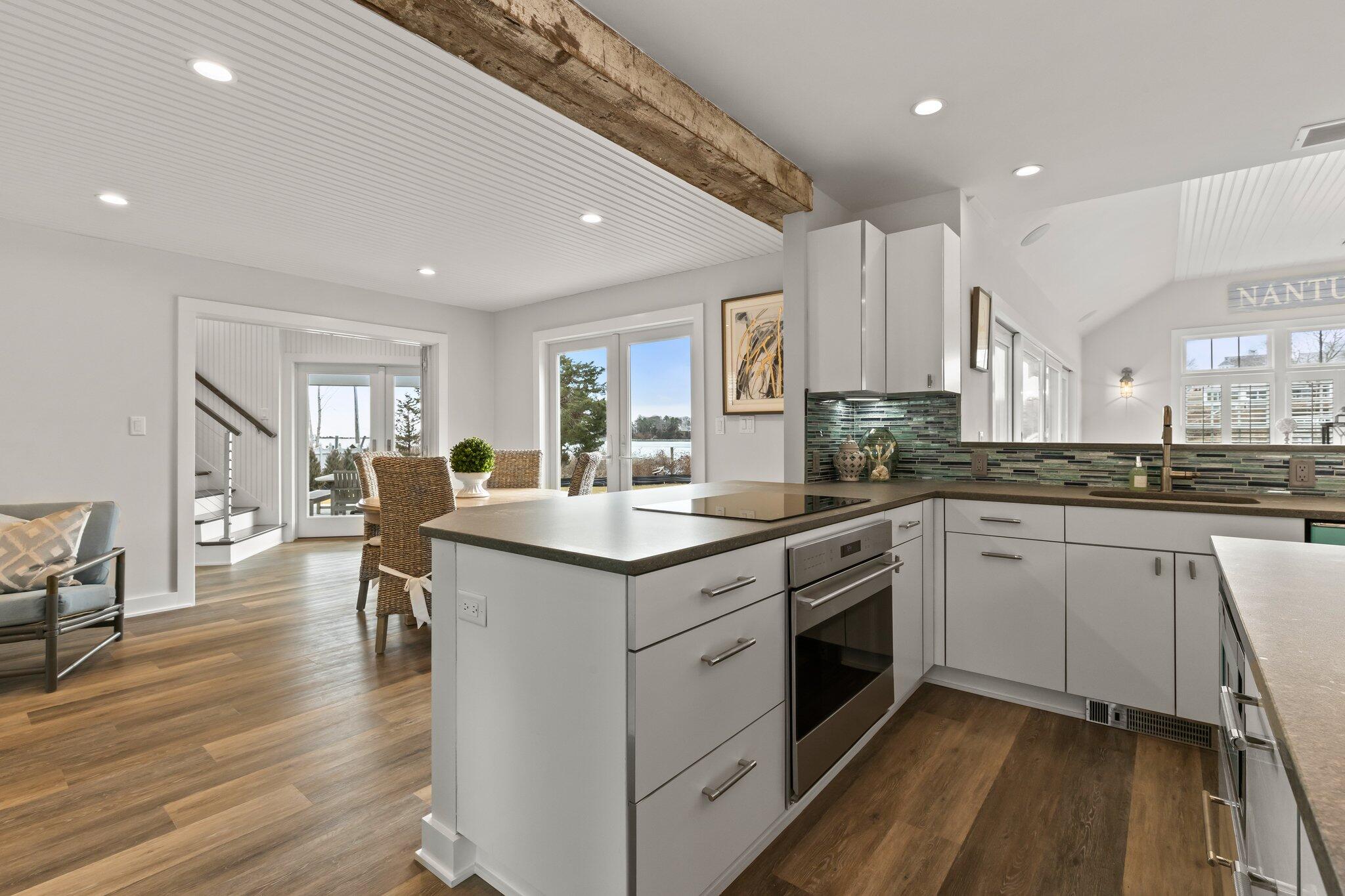 33 Oyster Place Road