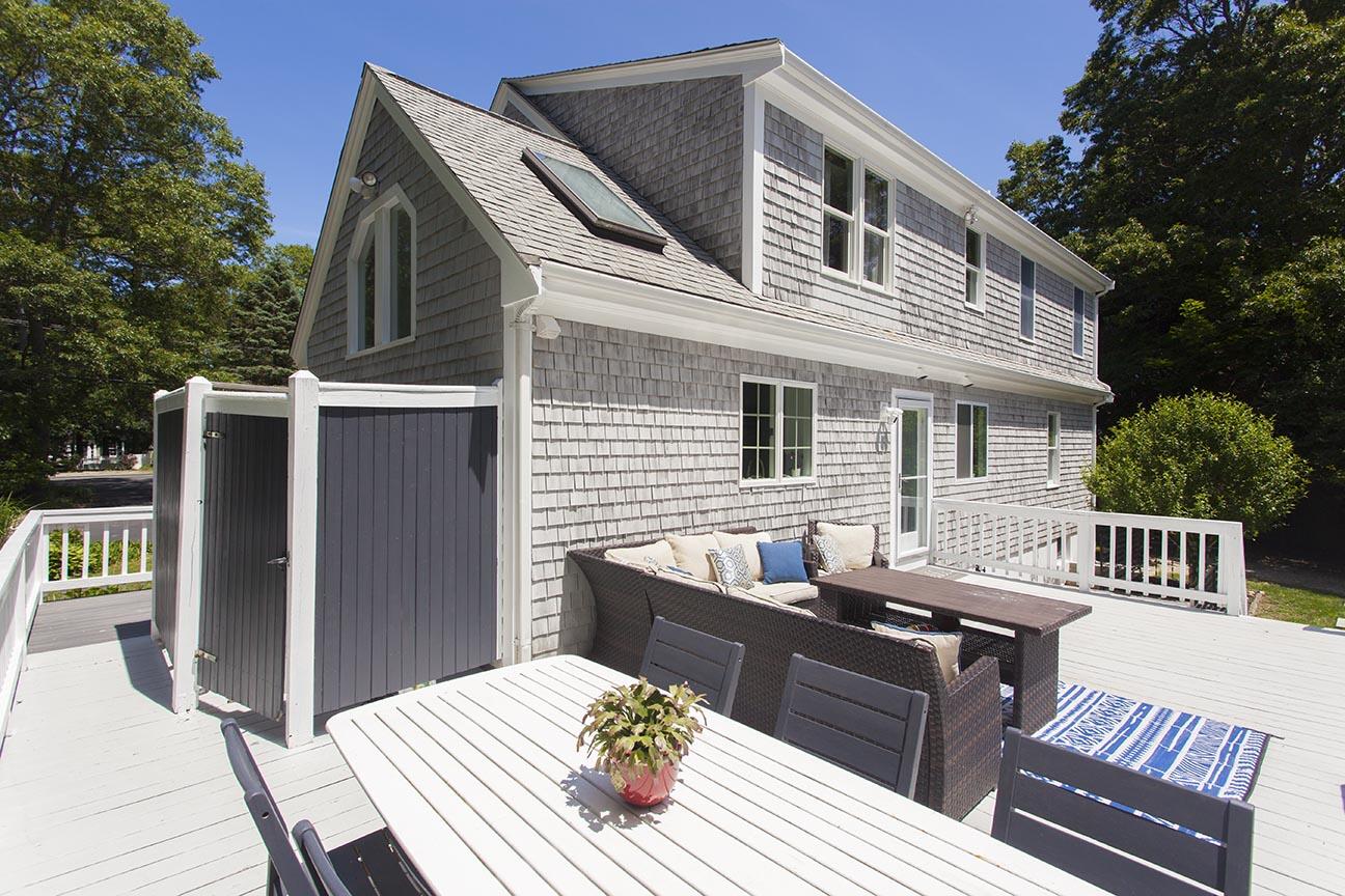201 Oak Street