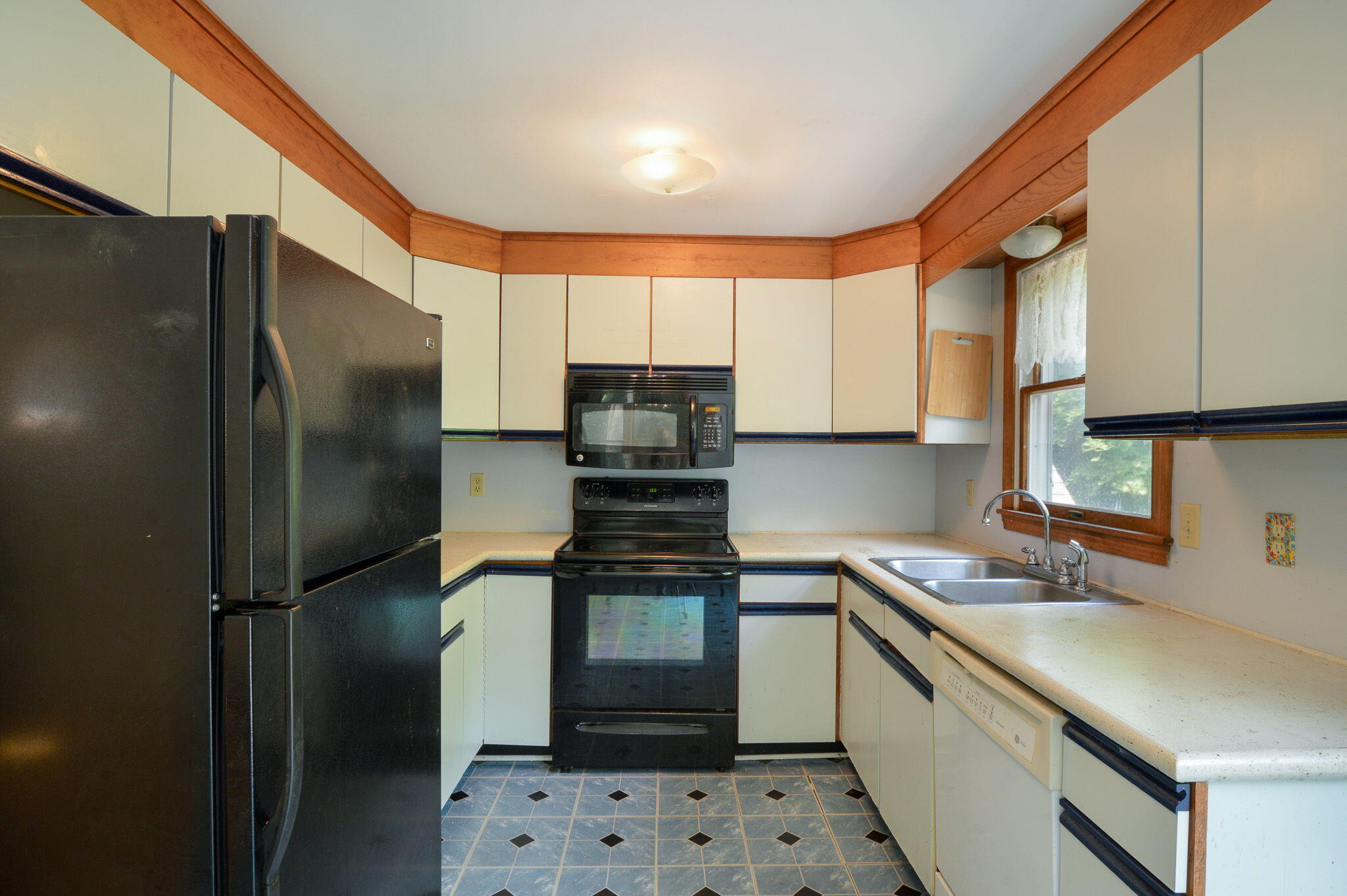 10 Captain Eldredge Way