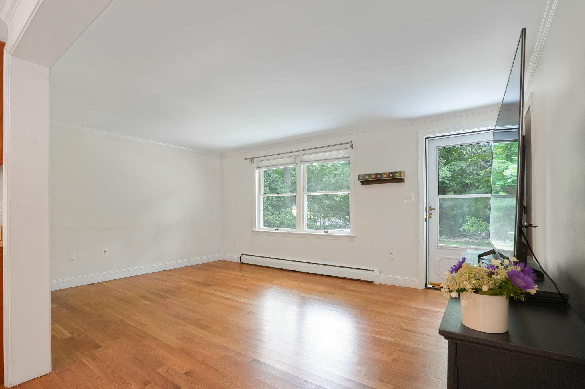 30 Powder Horn Way