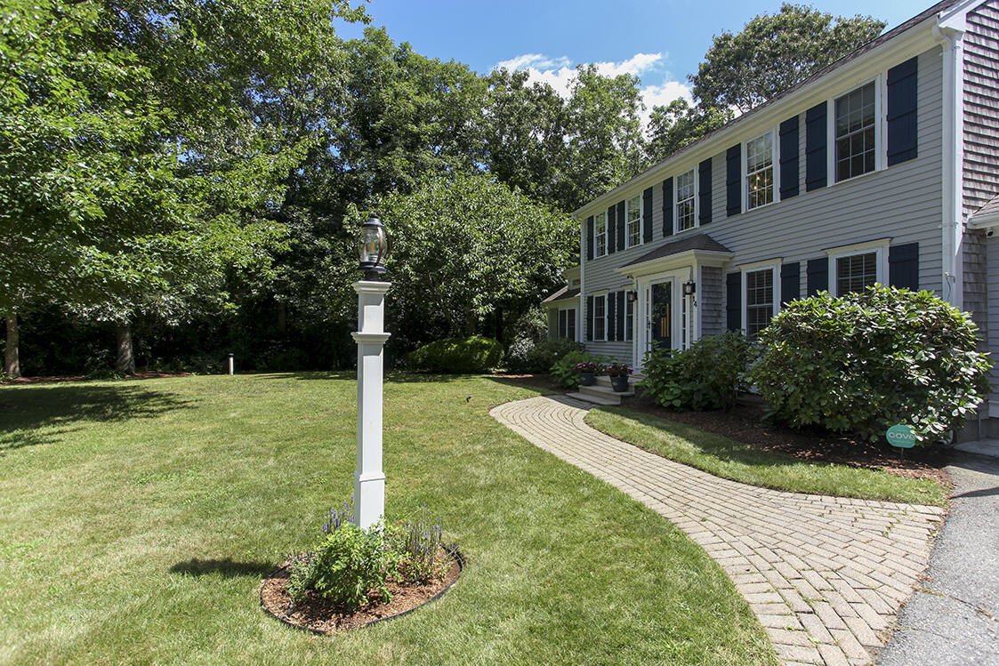 14 Grandwood Drive