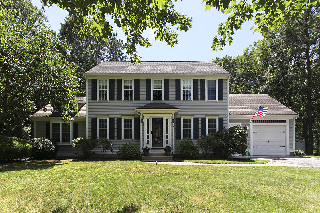 14 Grandwood Drive