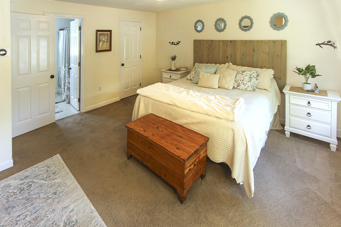 14 Grandwood Drive