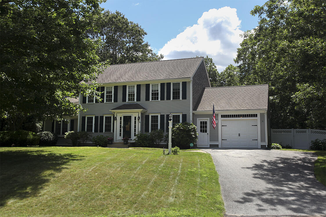 14 Grandwood Drive