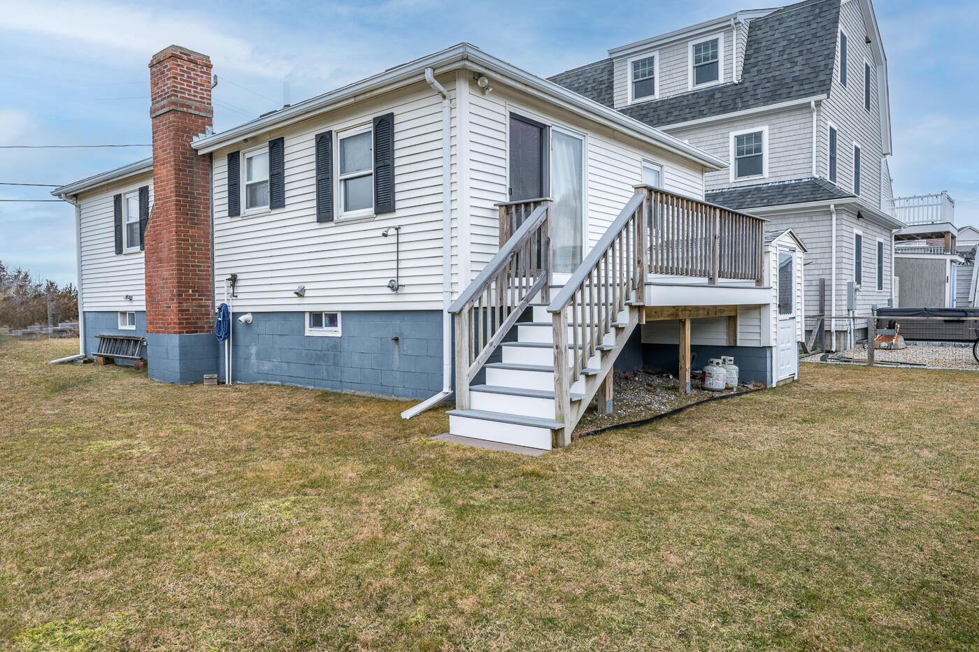 90 Town Neck Road