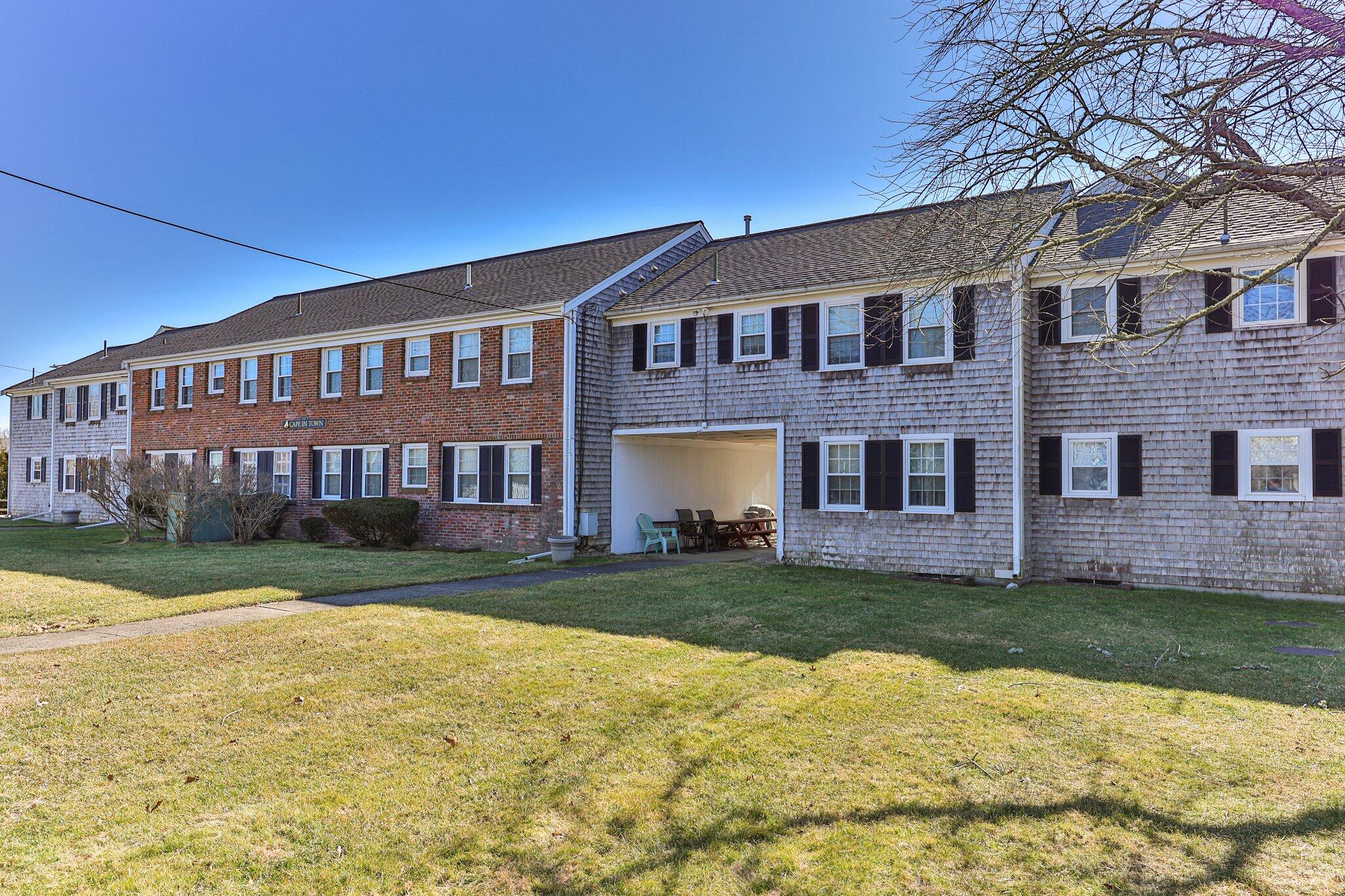 221 Upper County Road # 106