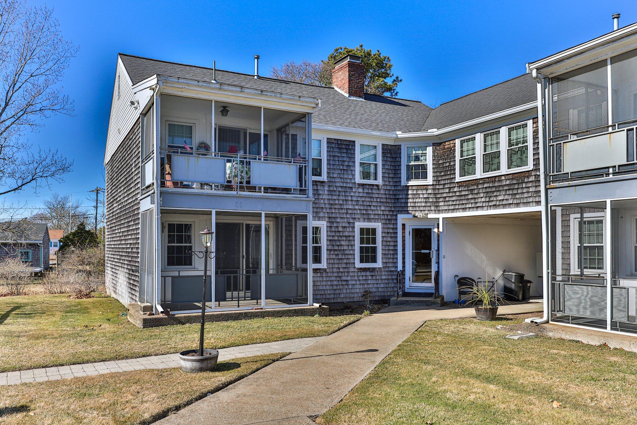 221 Upper County Road # 106