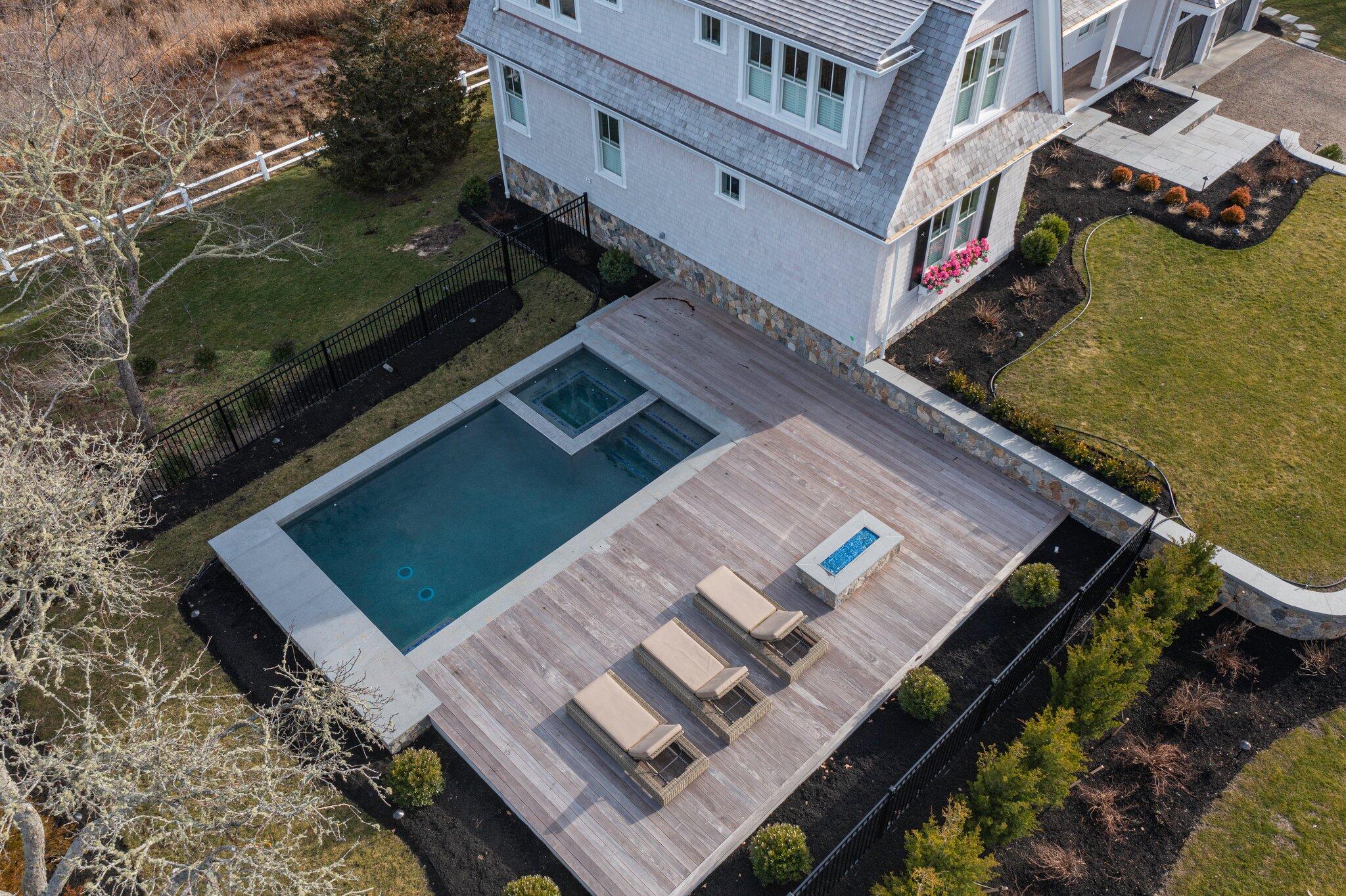 146 Strong Island Road