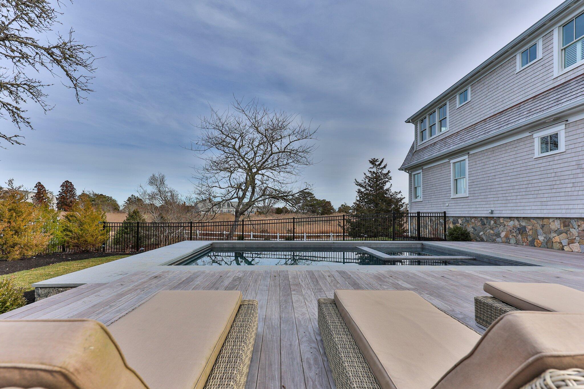146 Strong Island Road