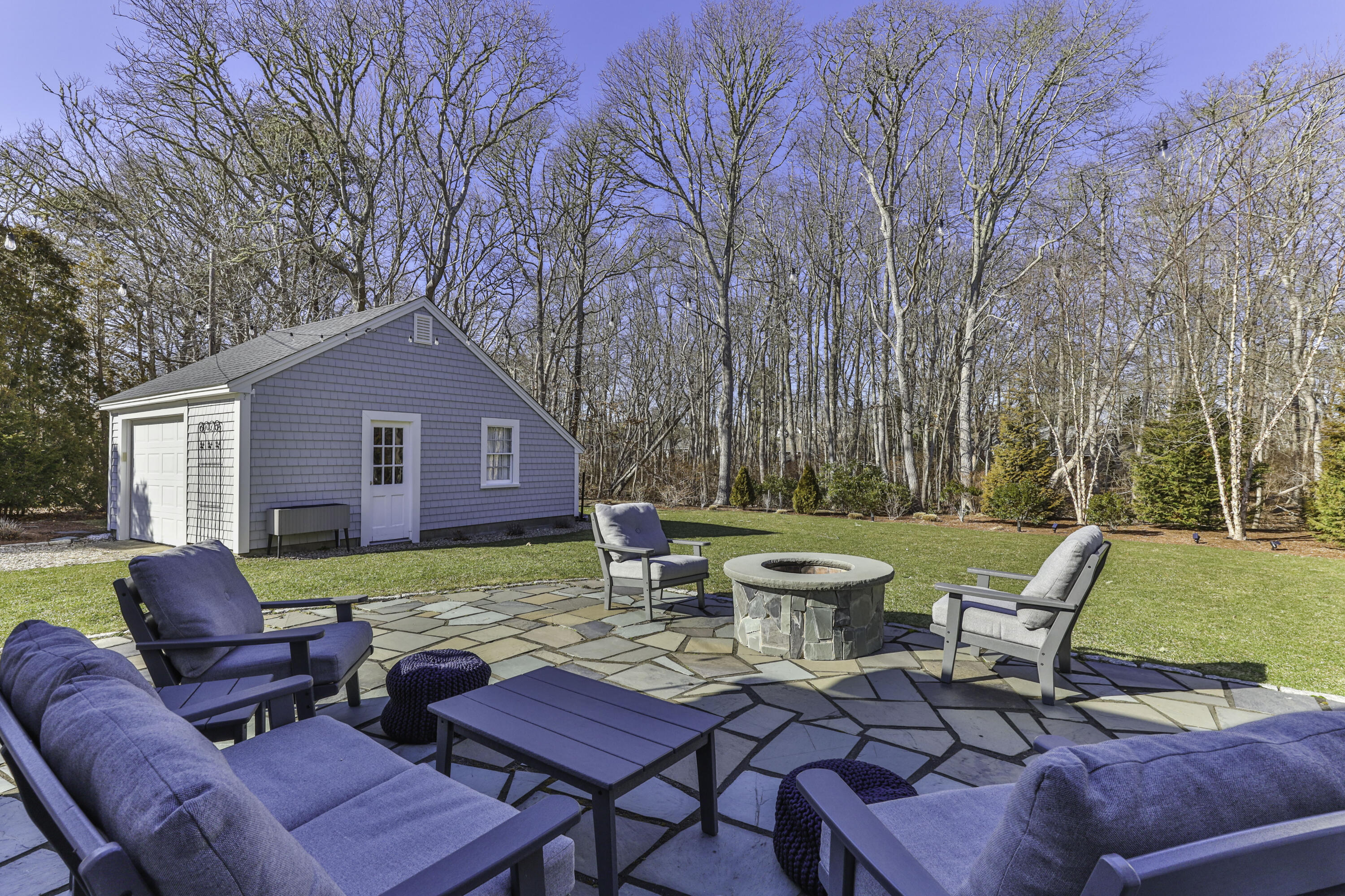15 Cora Lane