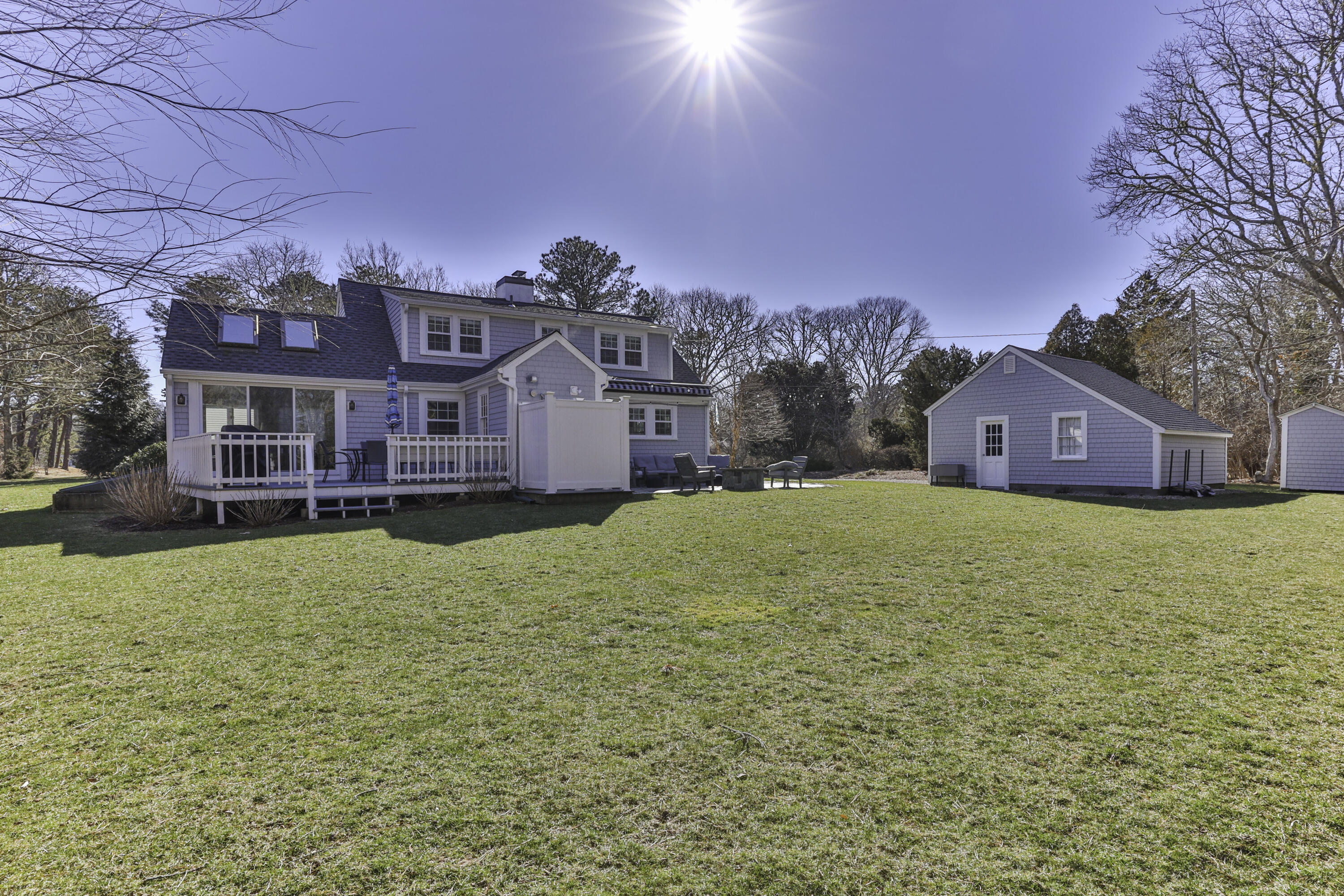 15 Cora Lane