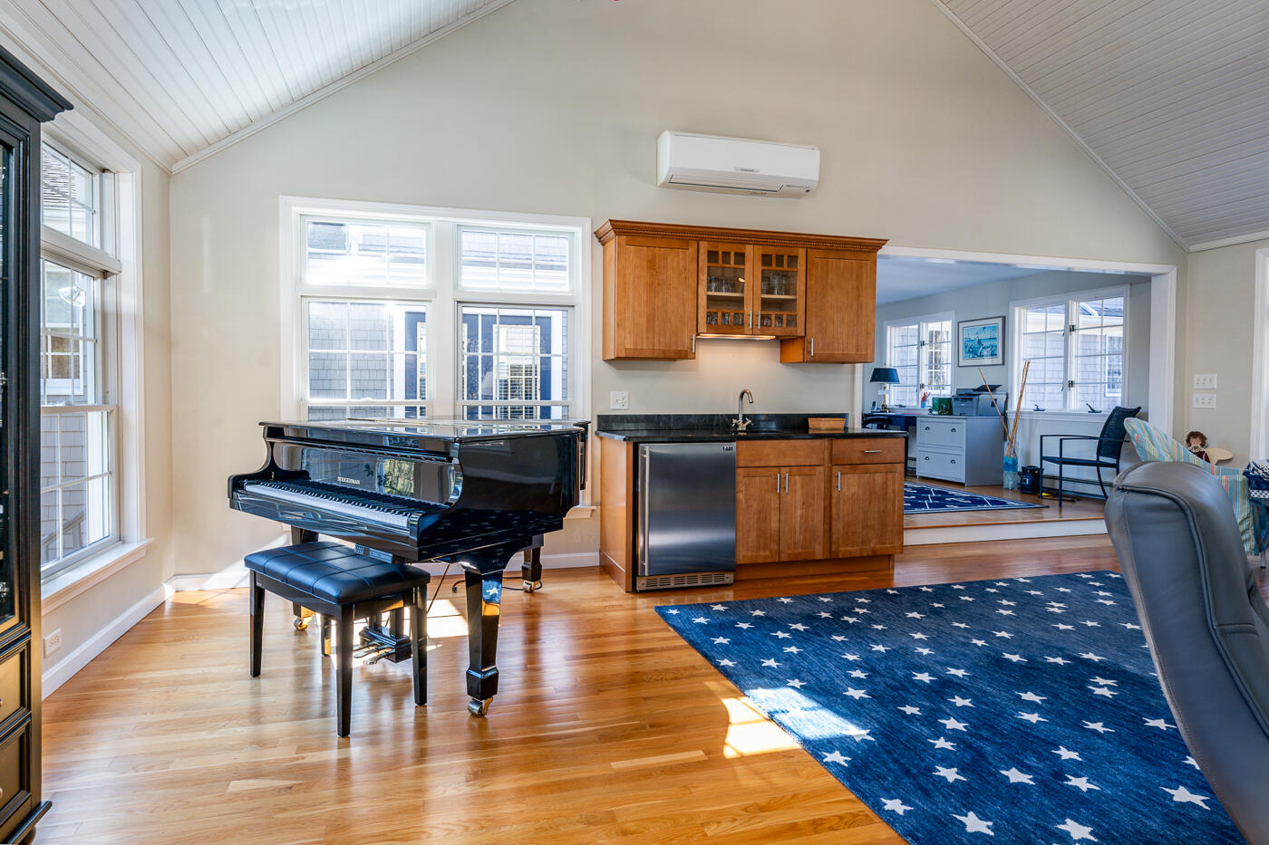 465 Cotuit Bay Drive