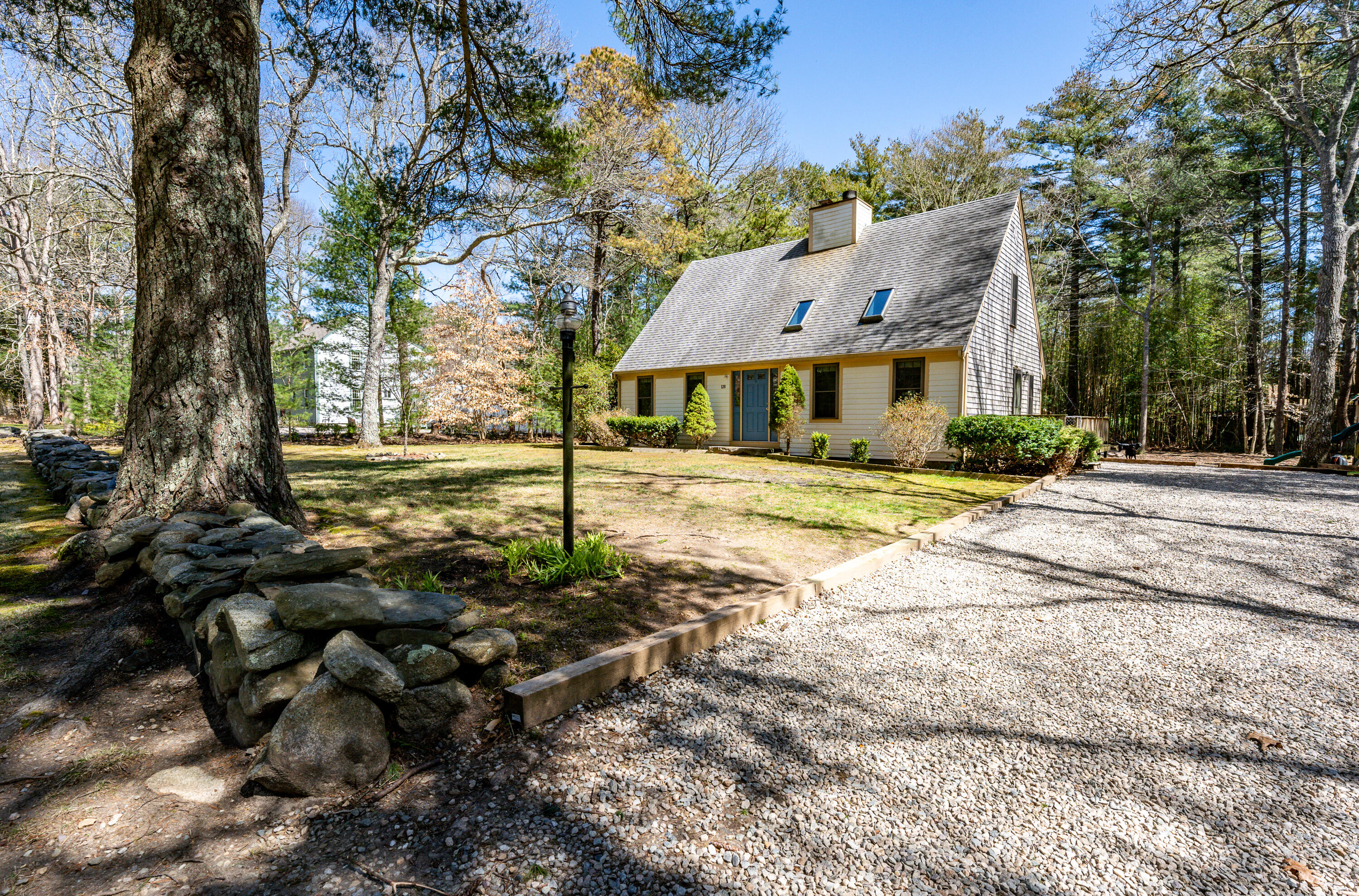 128 Bridle Path
