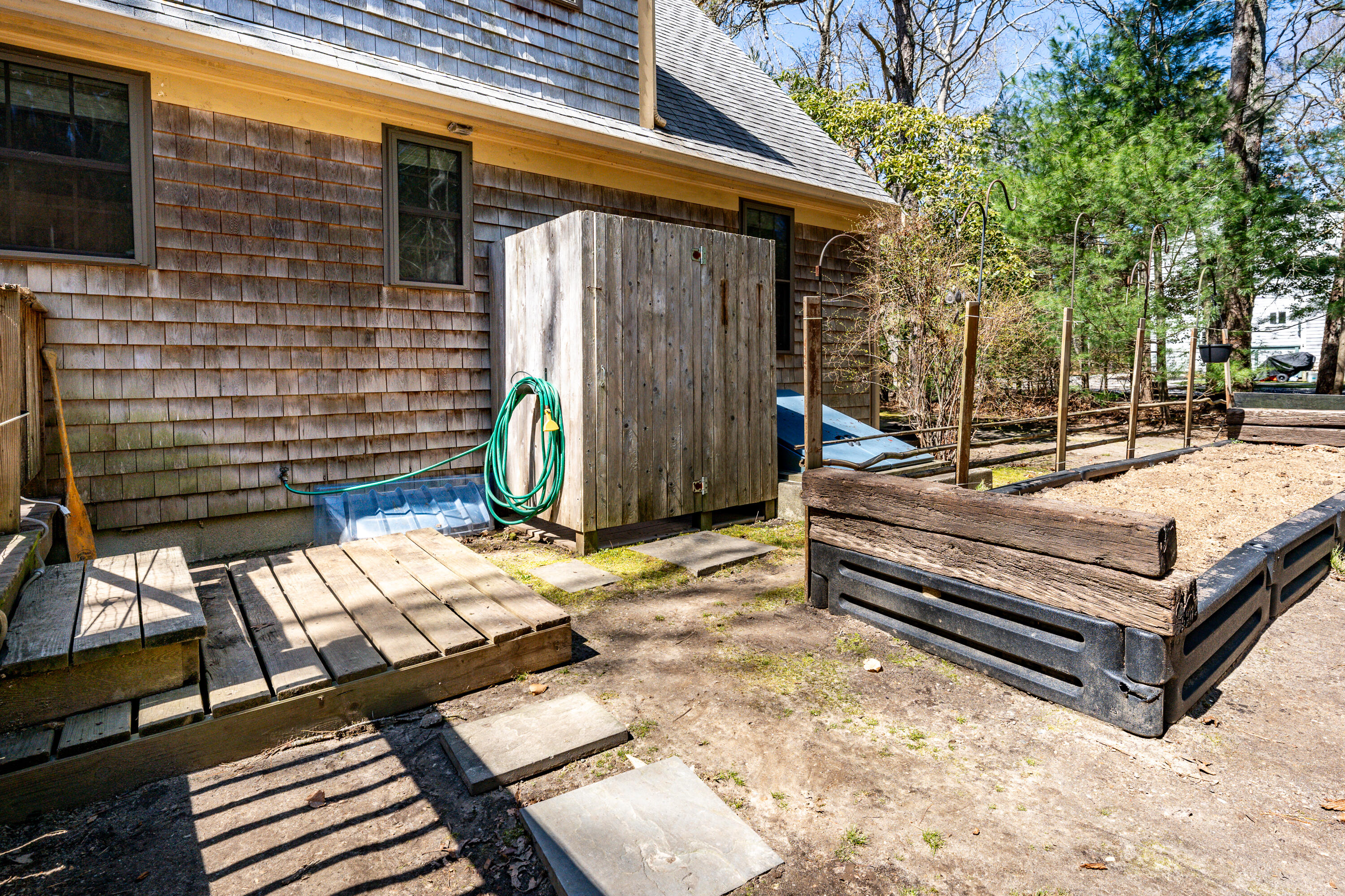 128 Bridle Path