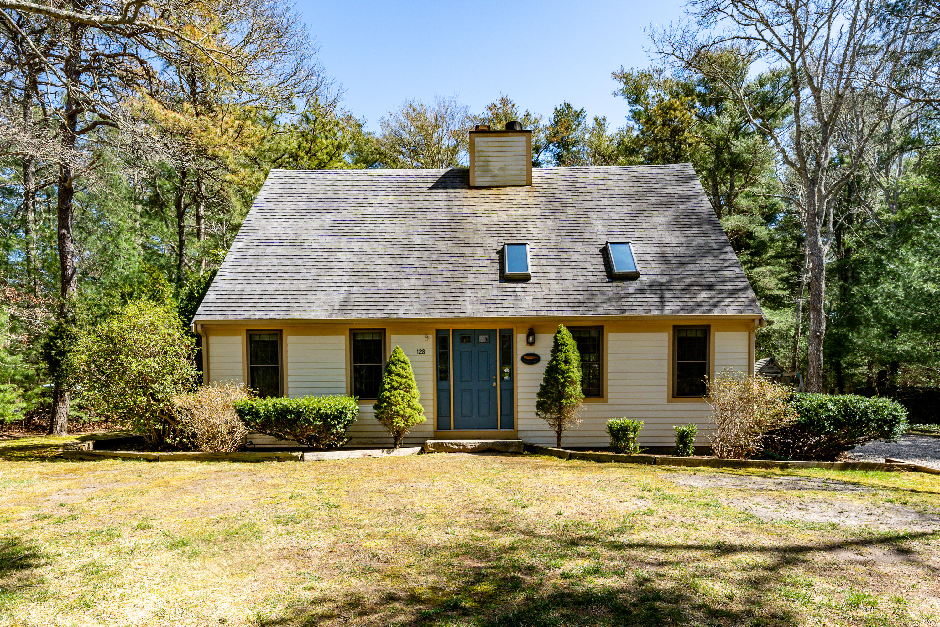 128 Bridle Path