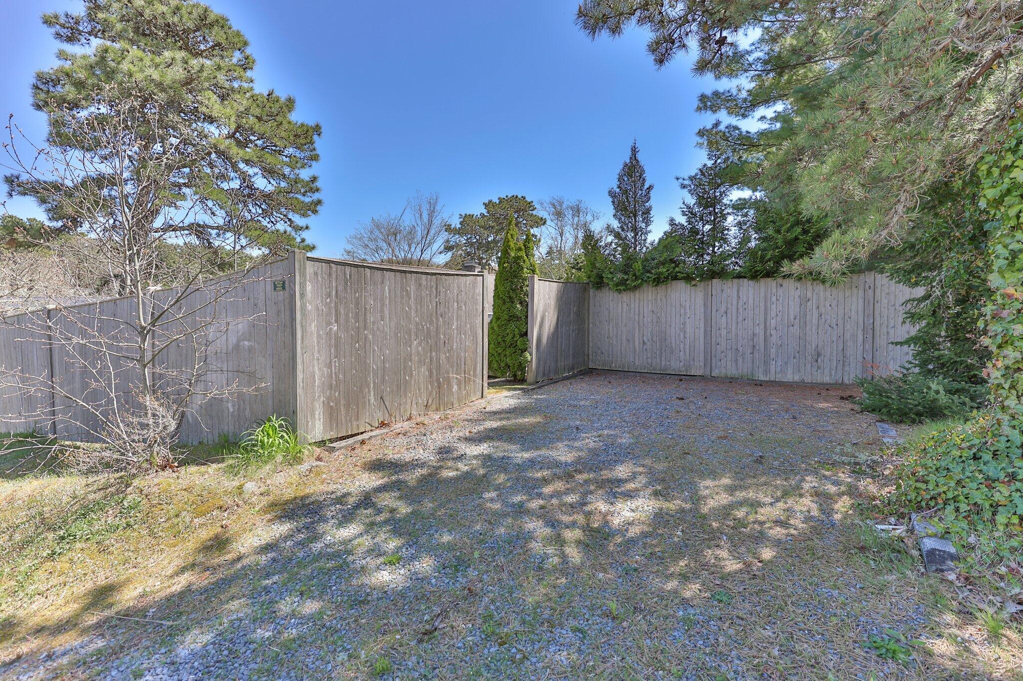 26 Ridgevale Road