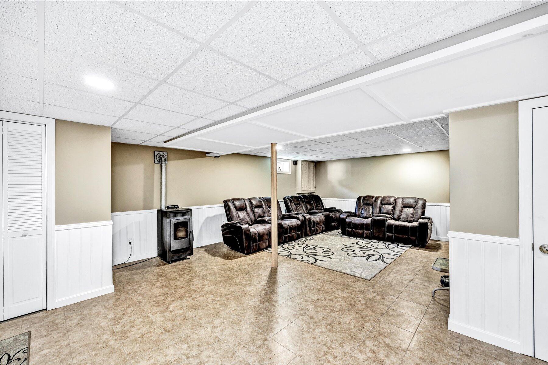127 S Sandwich Road