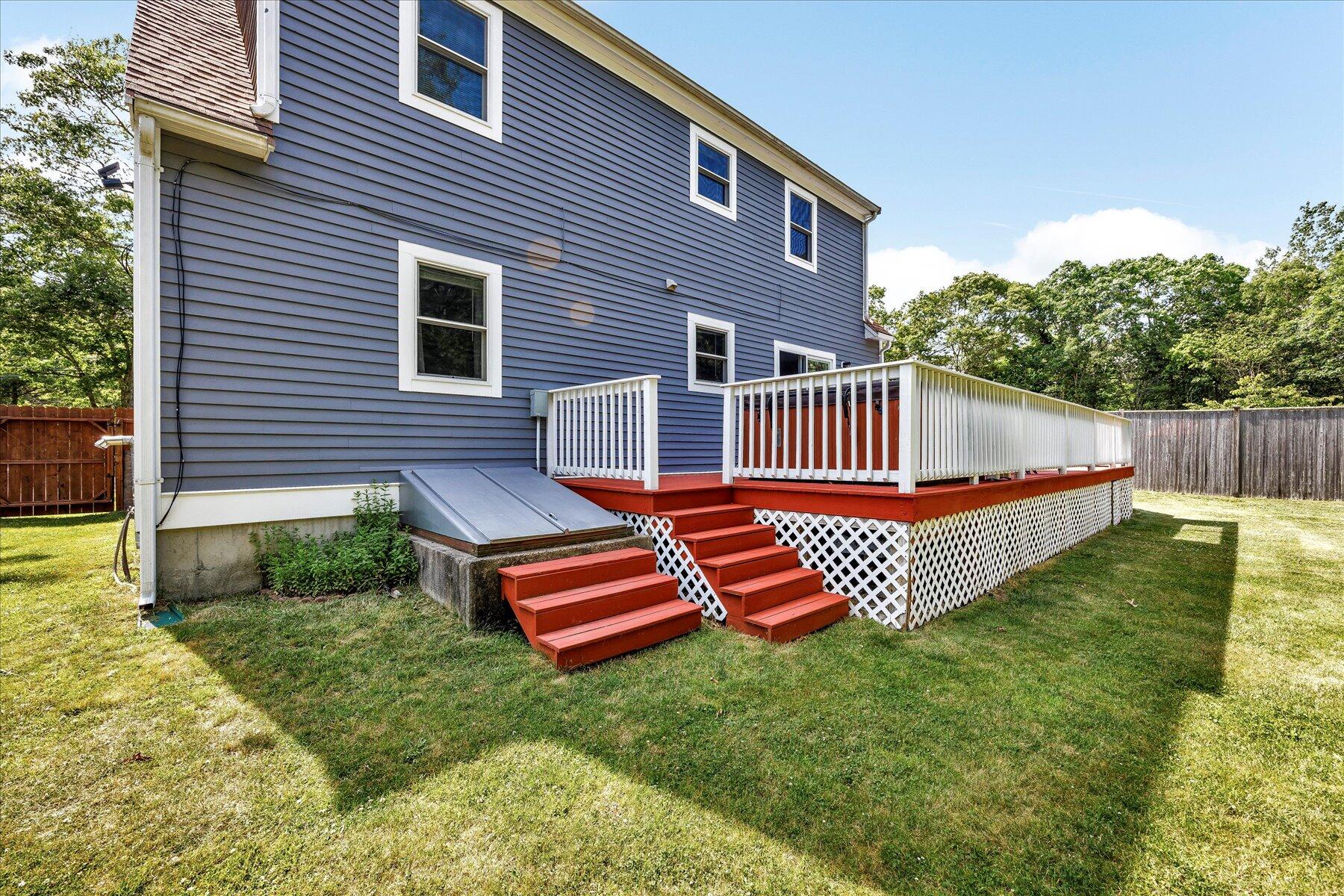 127 S Sandwich Road