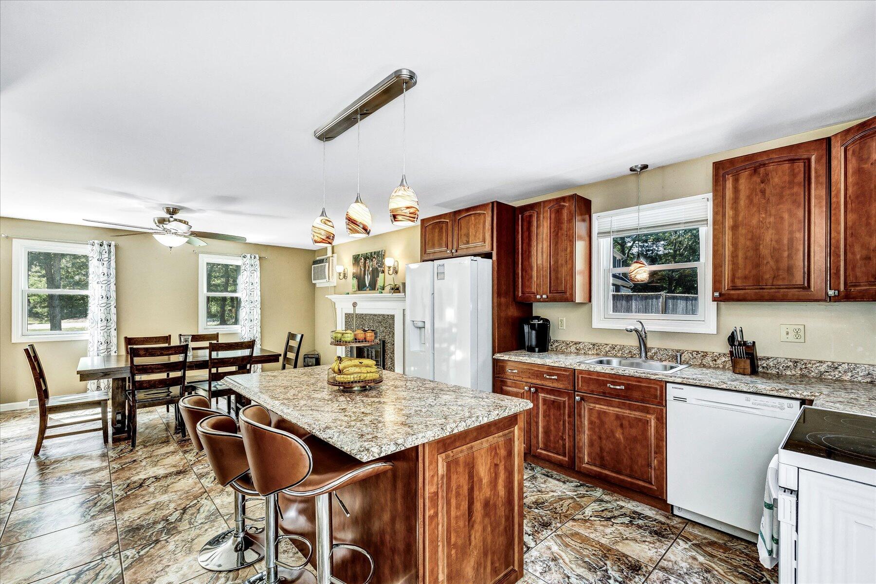 127 S Sandwich Road