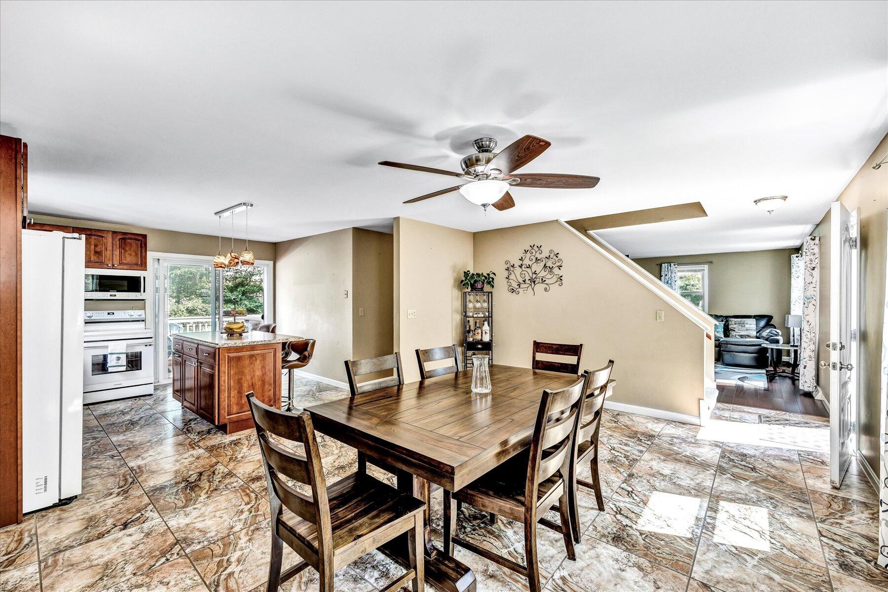 127 S Sandwich Road