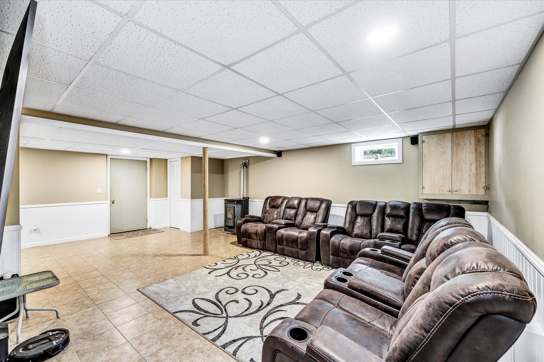 127 S Sandwich Road