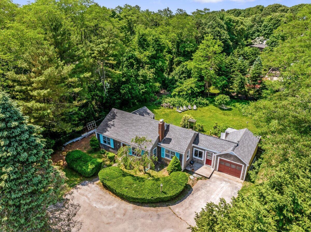 595 Phinney's Lane
