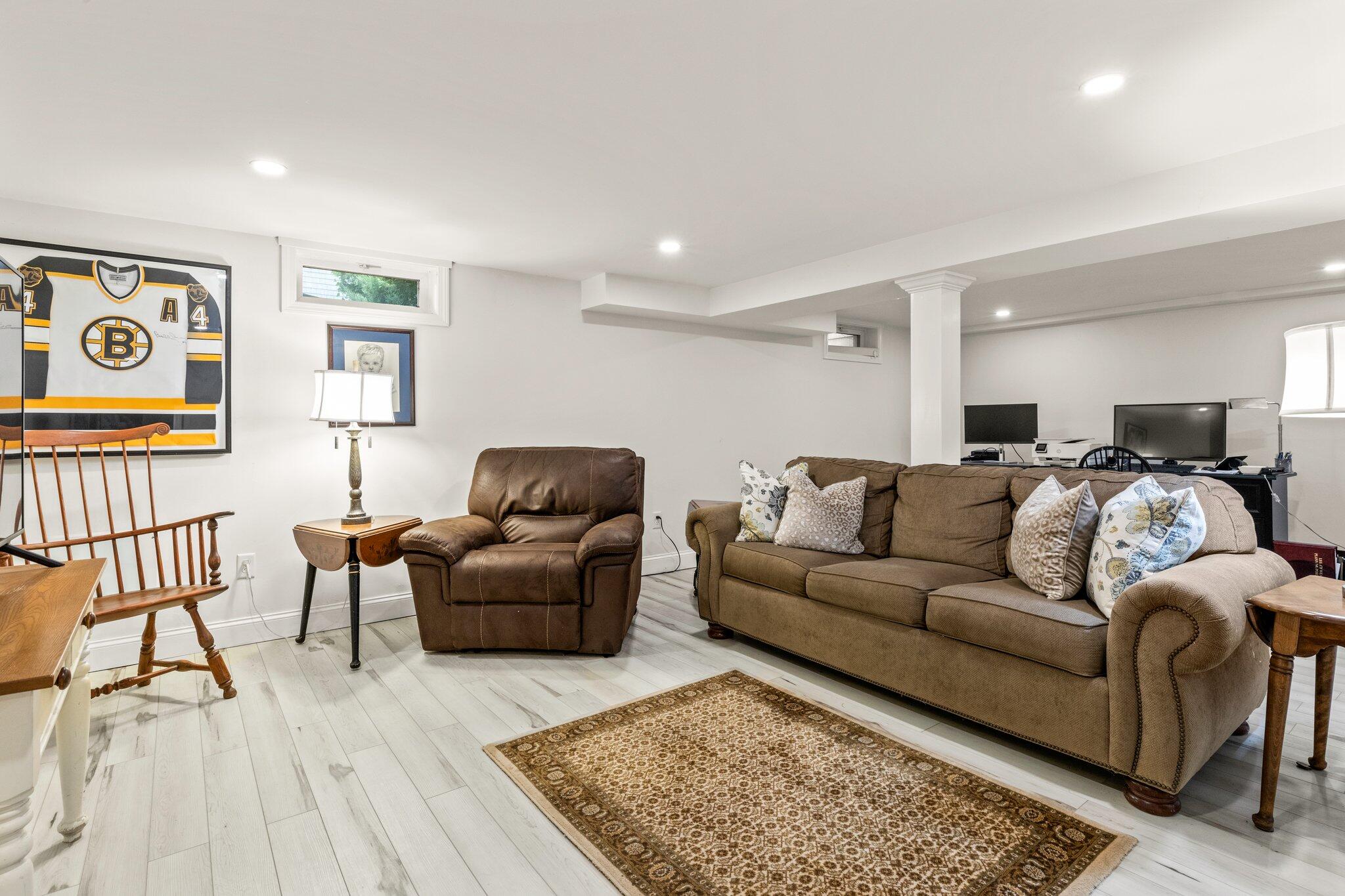 79 Ellis Circle