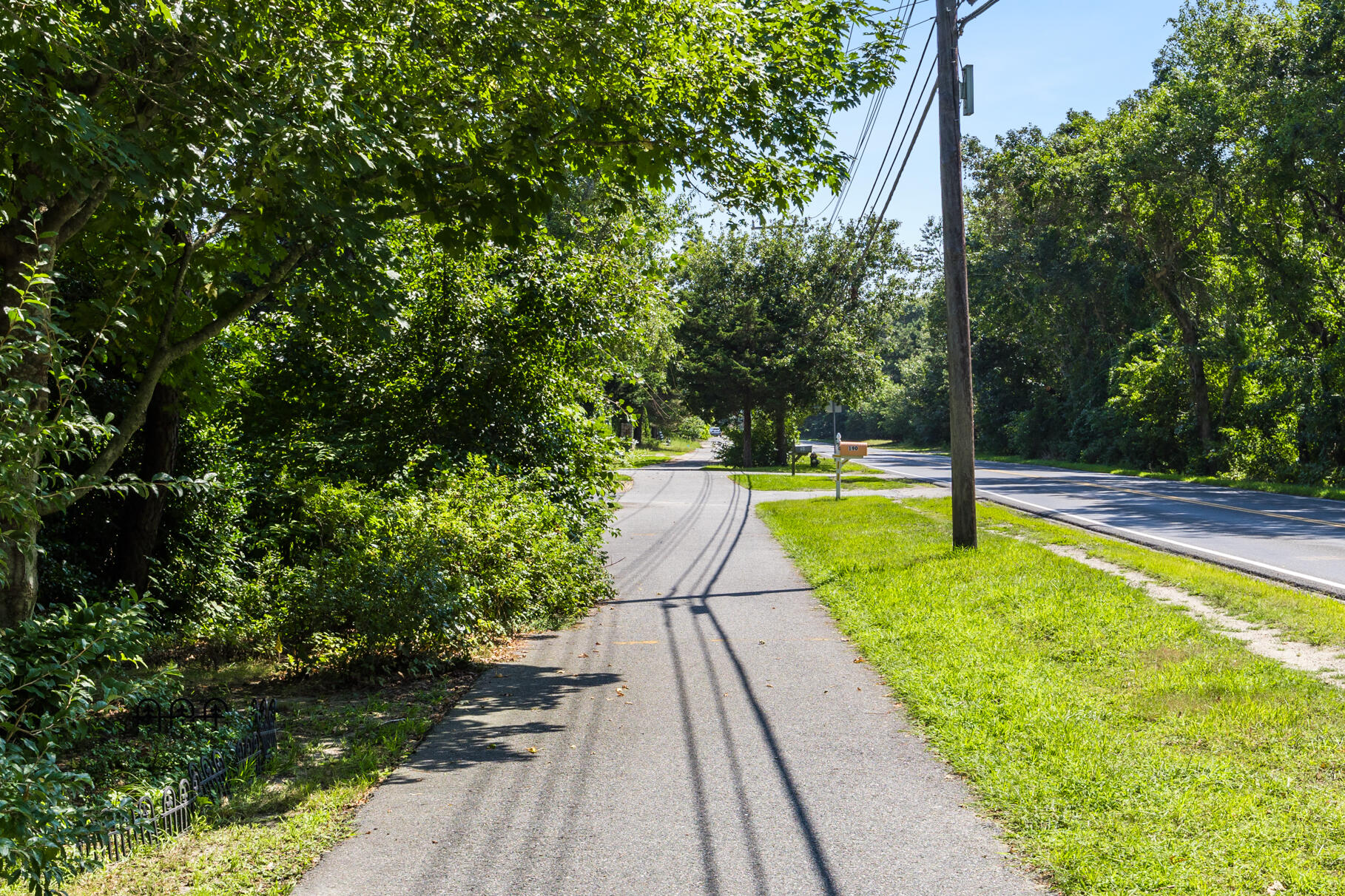 196 Forest Road