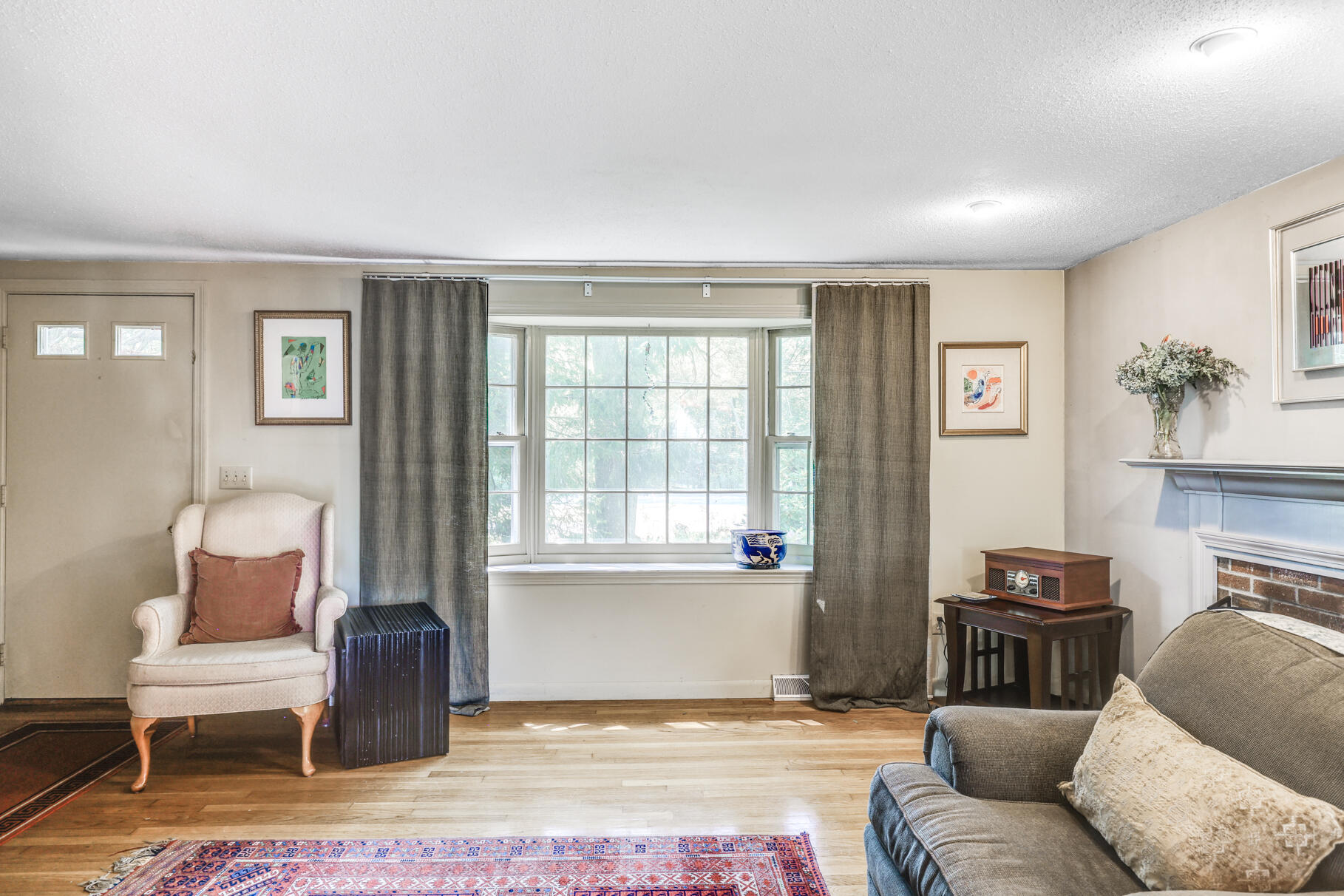 196 Forest Road