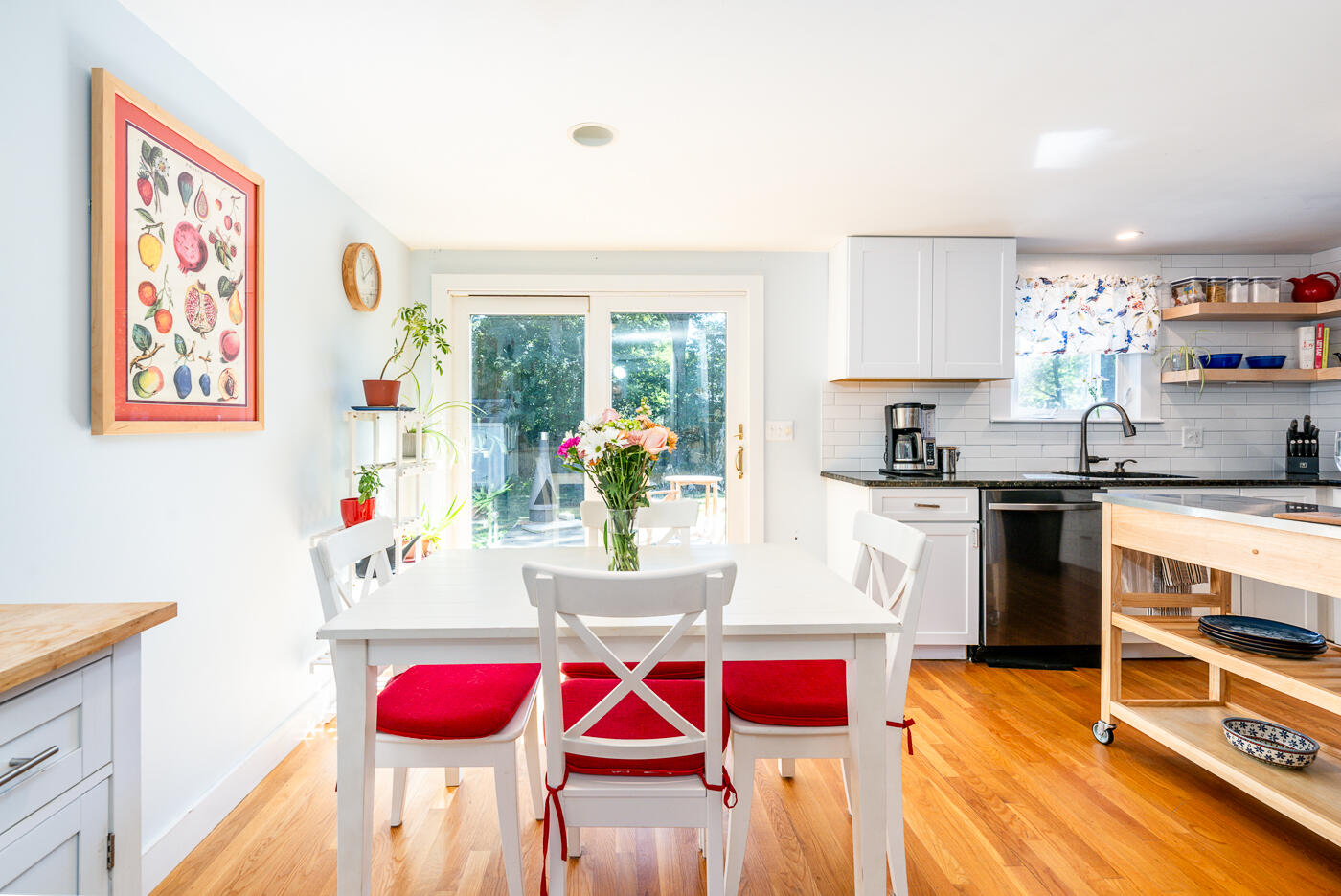 80 Dunn's Pond Road