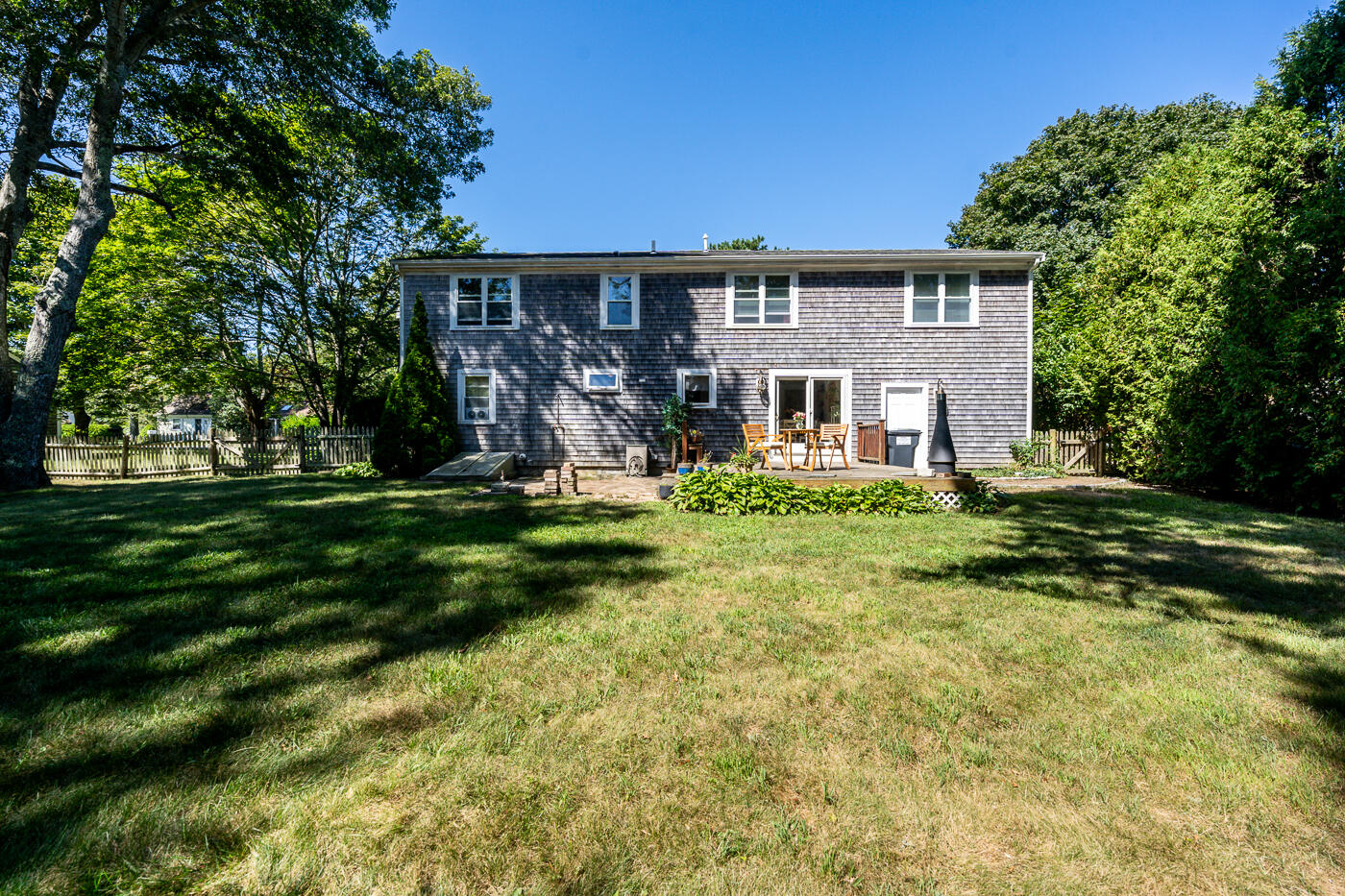 80 Dunn's Pond Road