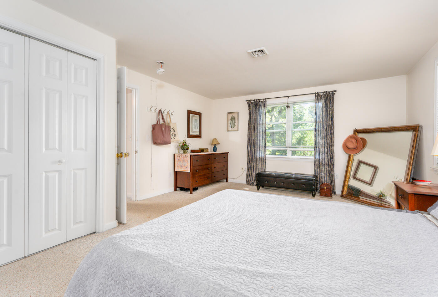 80 Dunn's Pond Road