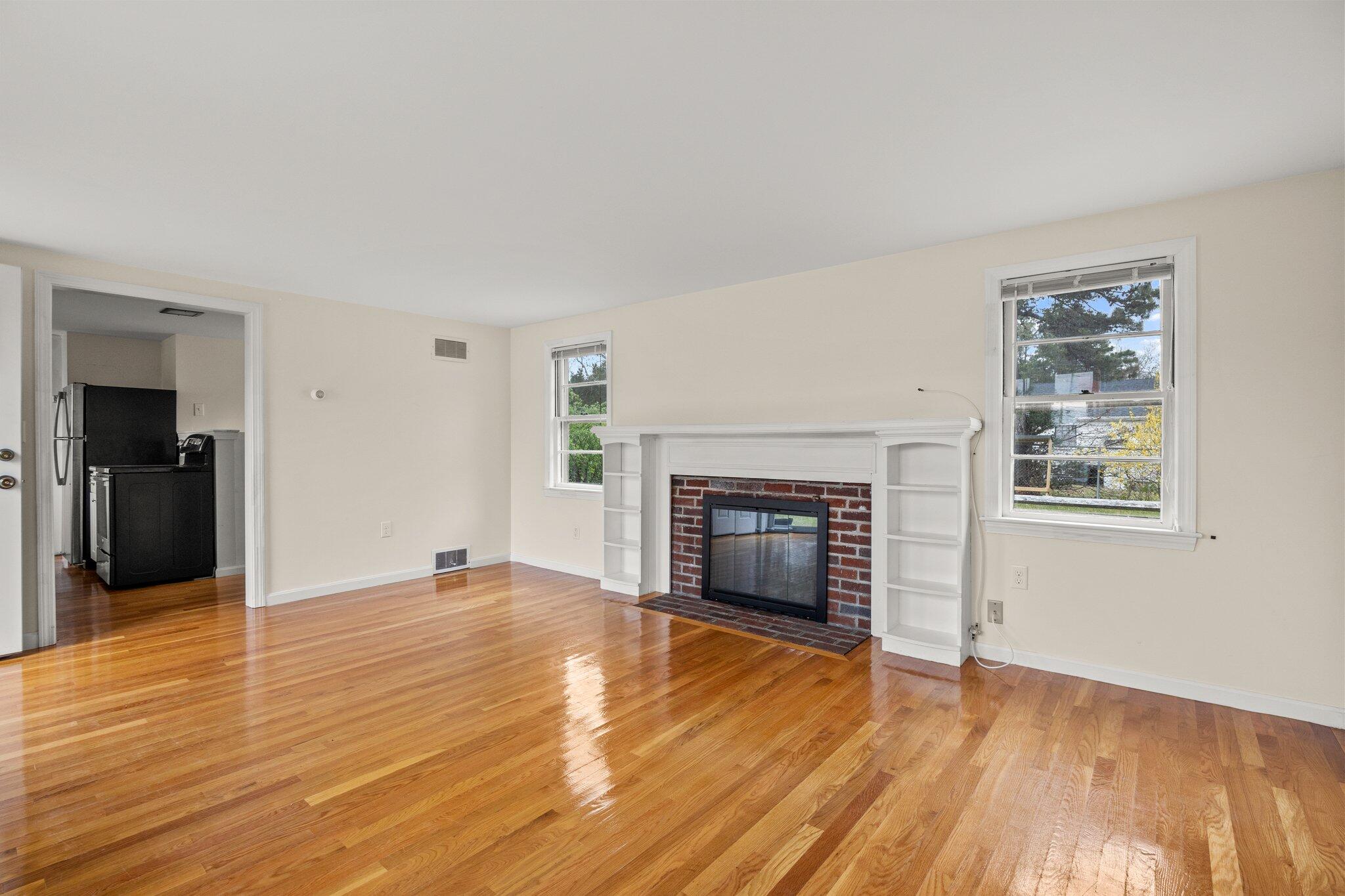 12 Naushon Road