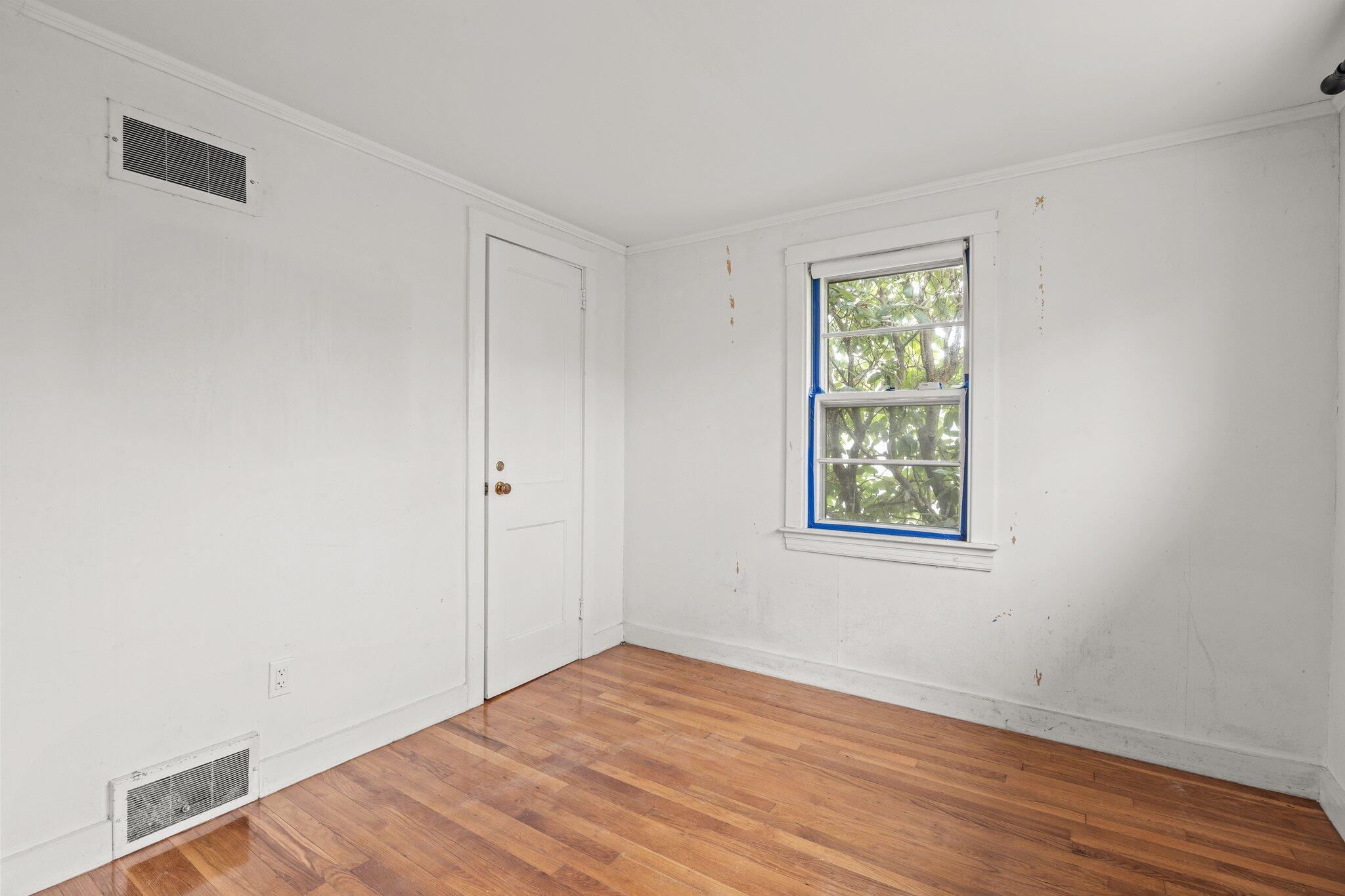 12 Naushon Road